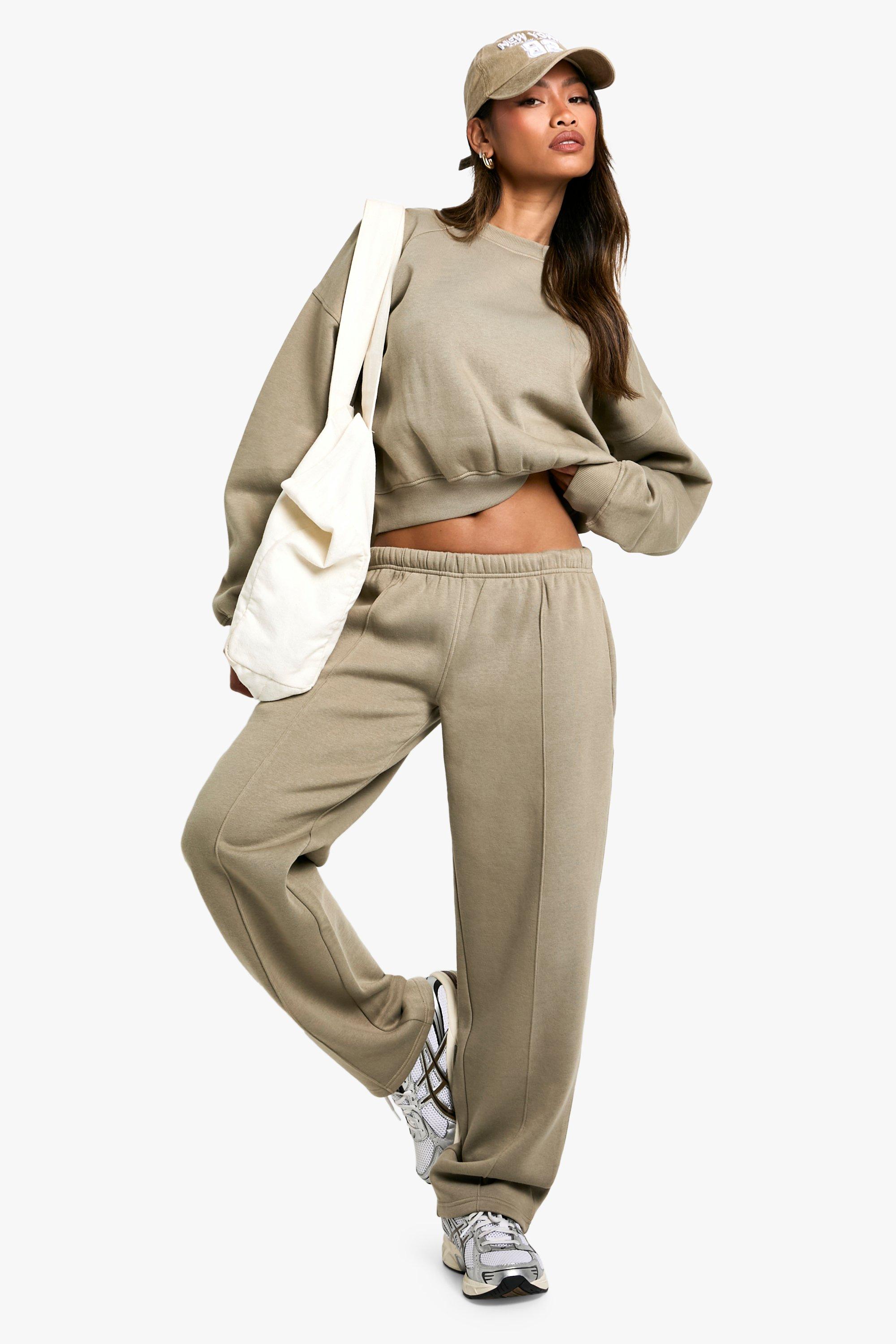 Raglan Seam Crew Neck Boxy Sweatshirt | boohoo NO